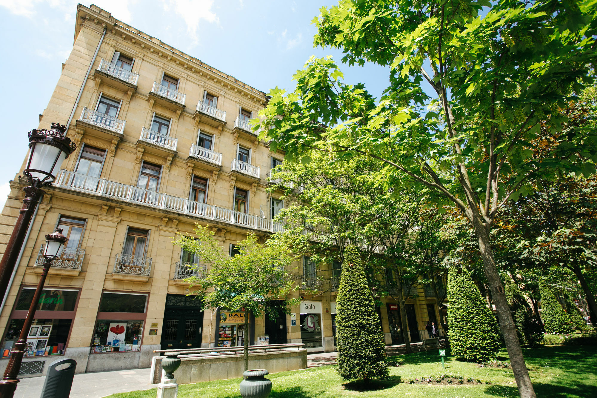 Hostal San Ignacio Centro San Sebastián Dış mekan fotoğraf